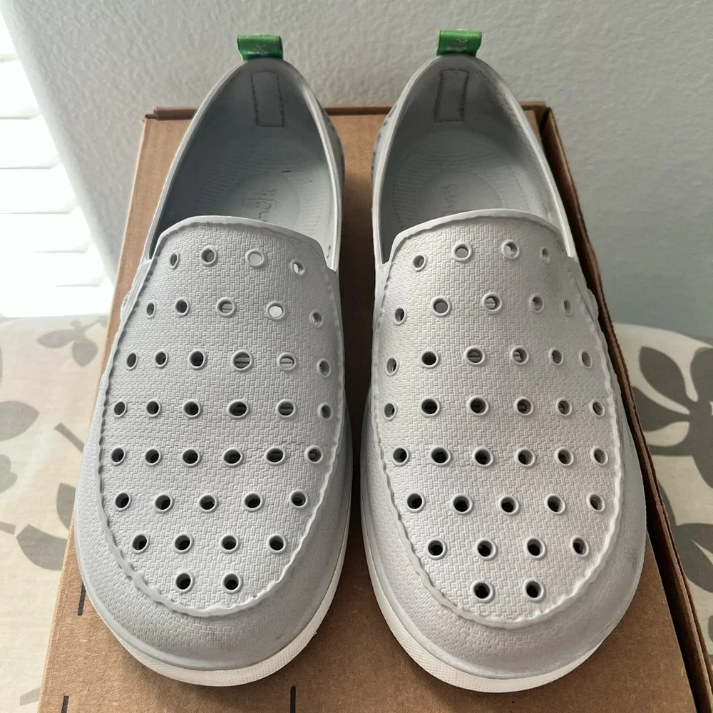 Sanuk Gray Slip-On Water Shoes Women’s Size 7 | Lightweight & Comfortable